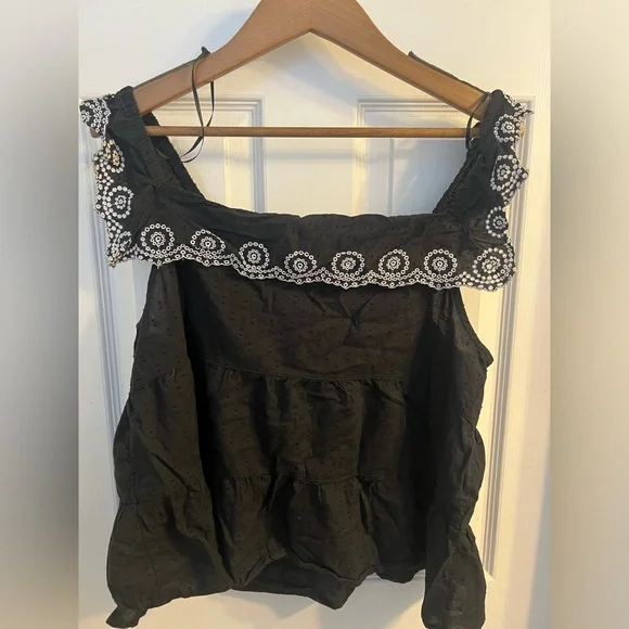 NWOT Off-the-Shoulder Old Navy Tank Top - Picture 1 of 3
